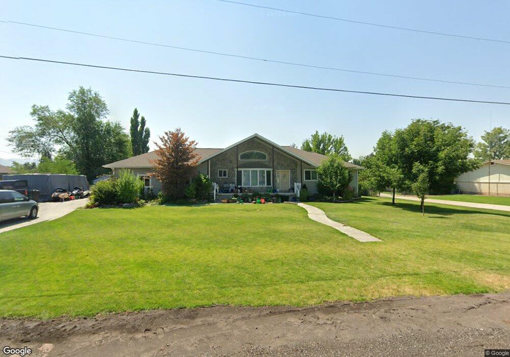 176 E 400 S, Hyrum, UT 84319 - photo 1