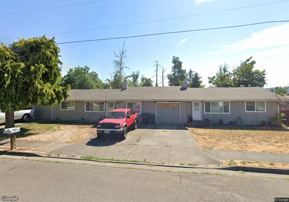 330 S 2nd St, Creswell, OR 97426 - photo 1