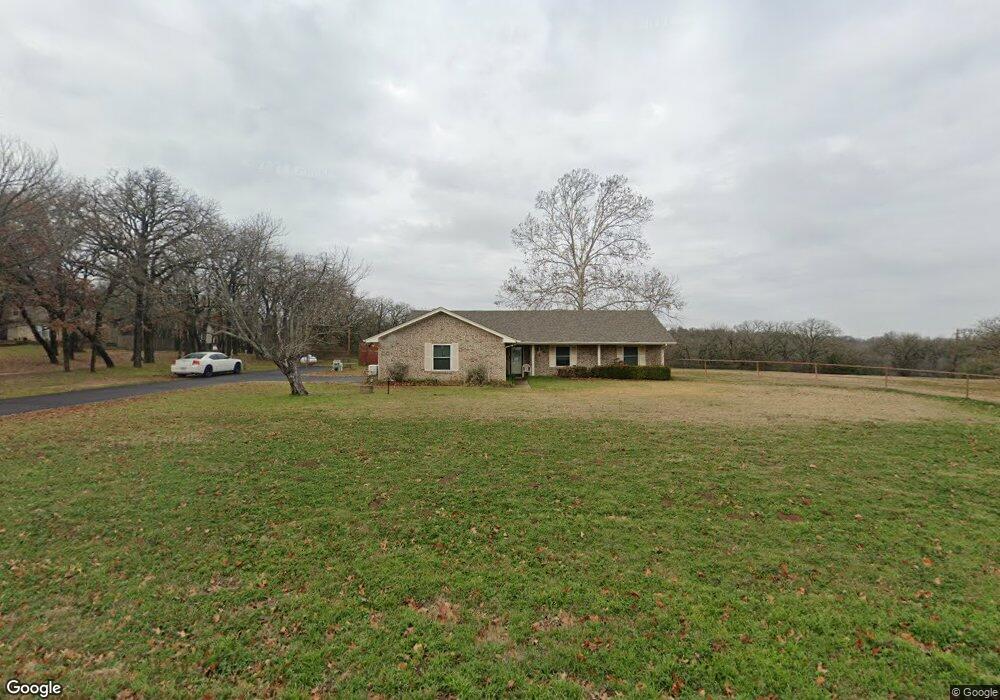 301 De la Cruz St, Weatherford, TX 76085 - photo 1