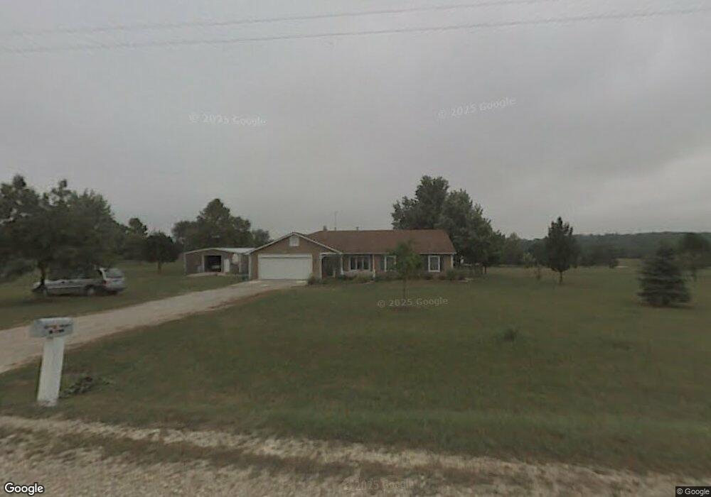 957 N 1892 Rd, Lawrence, KS 66049 - photo 1