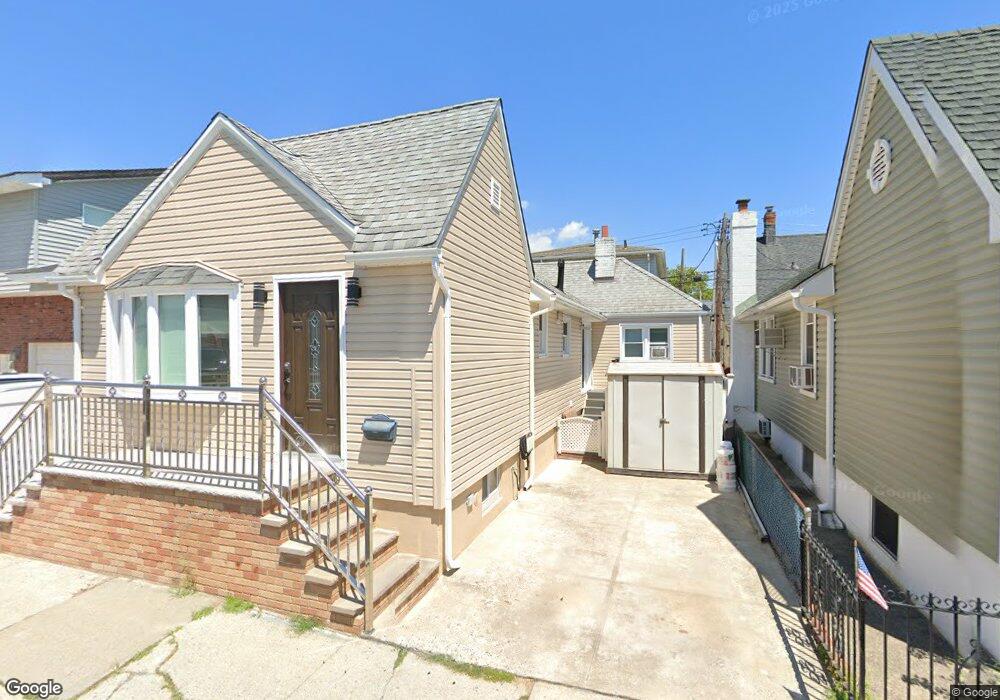 104 Bevy Ct, Brooklyn, NY 11229 - photo 1