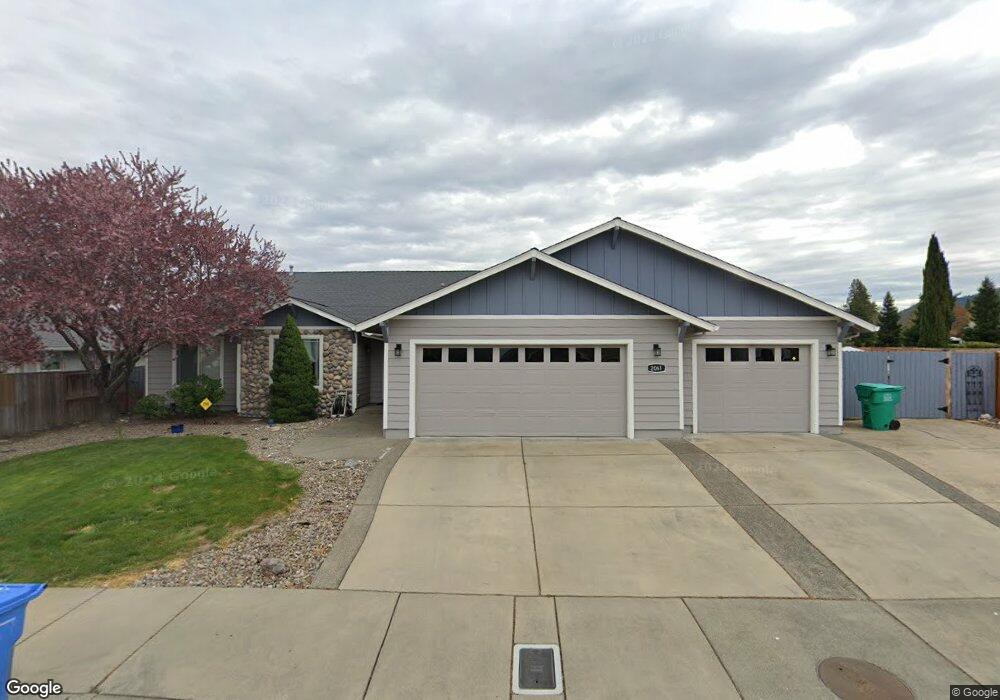 2061 SW Colorado Ln, Grants Pass, OR 97527 - photo 1
