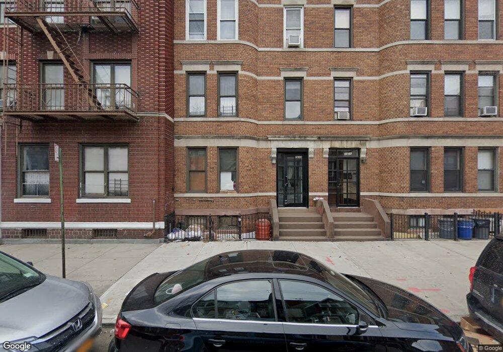 2840 35th St, Astoria, NY 11103 - photo 1