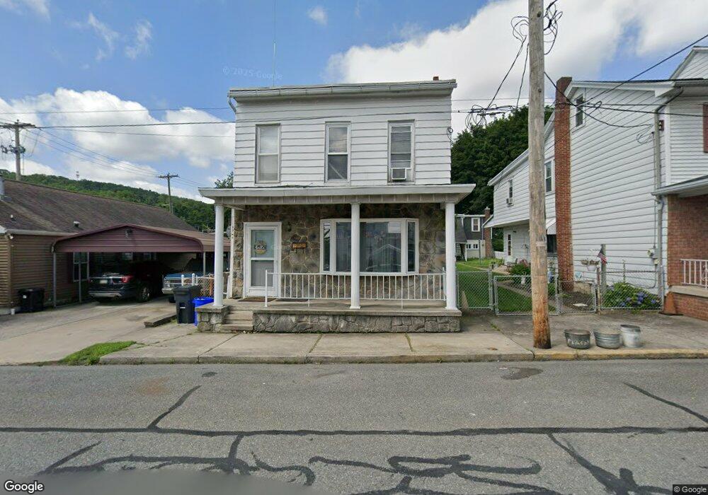 108 N 3rd St, Saint Clair, PA 17970 - photo 1
