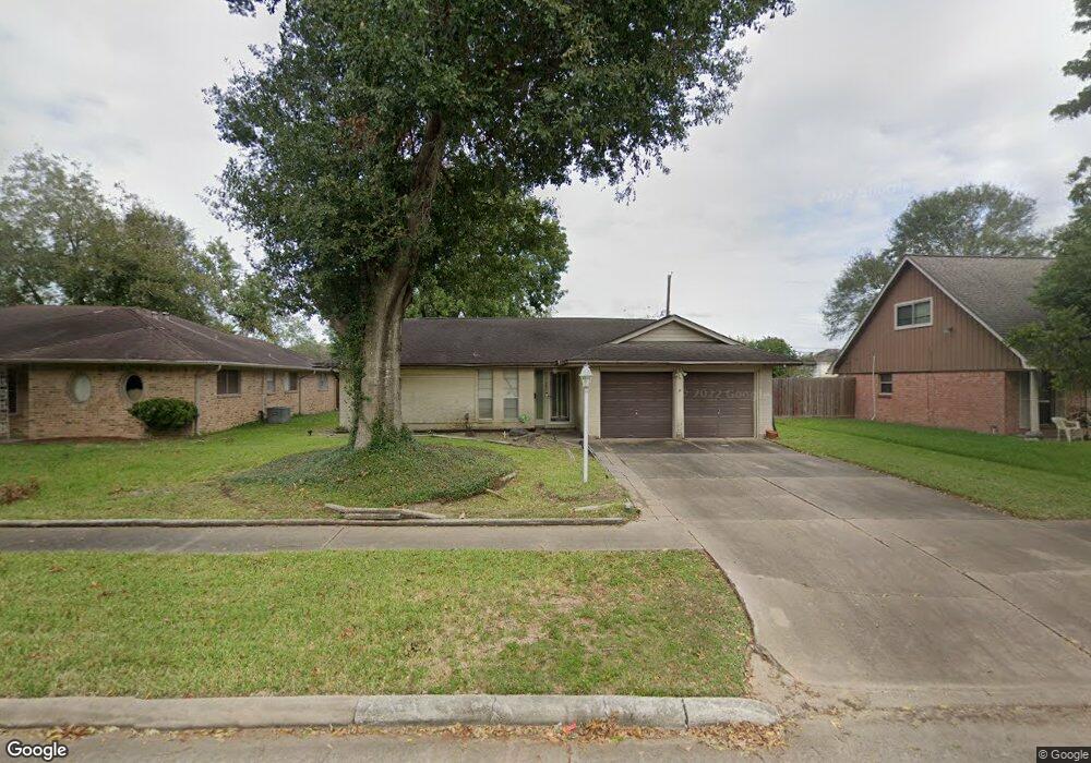 11051 Caribbean Ln, Houston, TX 77089 - photo 1