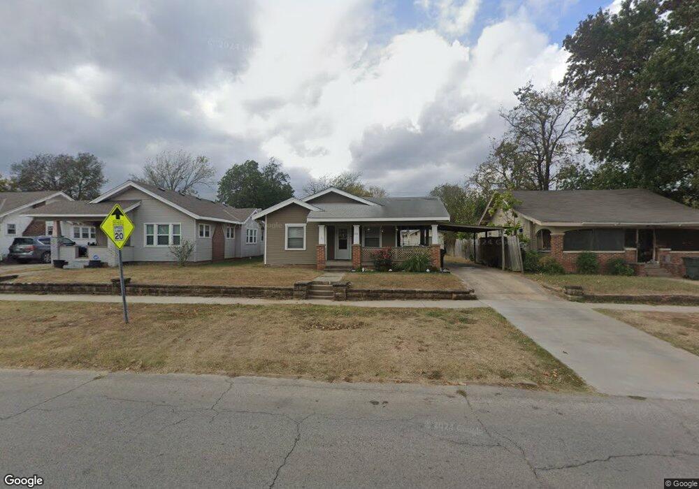 1110 N Okmulgee Ave, Okmulgee, OK 74447 - photo 1