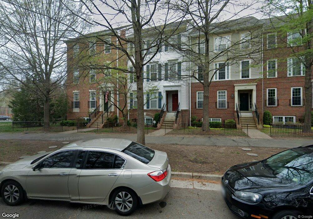 733 Massey Ln unit A, Alexandria, VA 22314 - photo 1