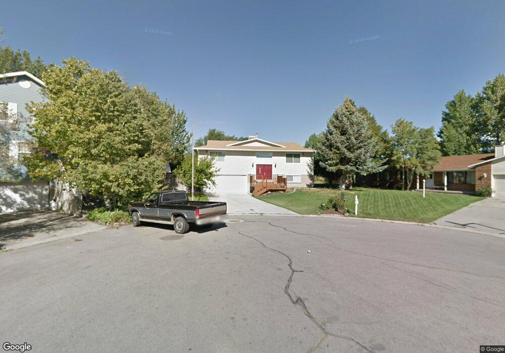 4308 Yorkshire Cir, South Jordan, UT 84095 - photo 1