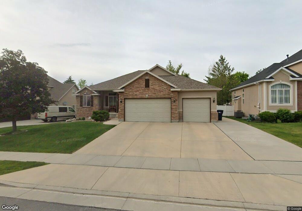 397 E Sandy Oaks Dr, Sandy, UT 84070 - photo 1