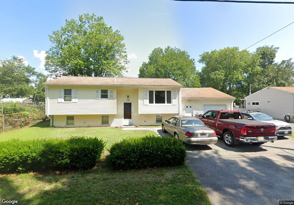 137 Coburn St, Warwick, RI 02889 - photo 1