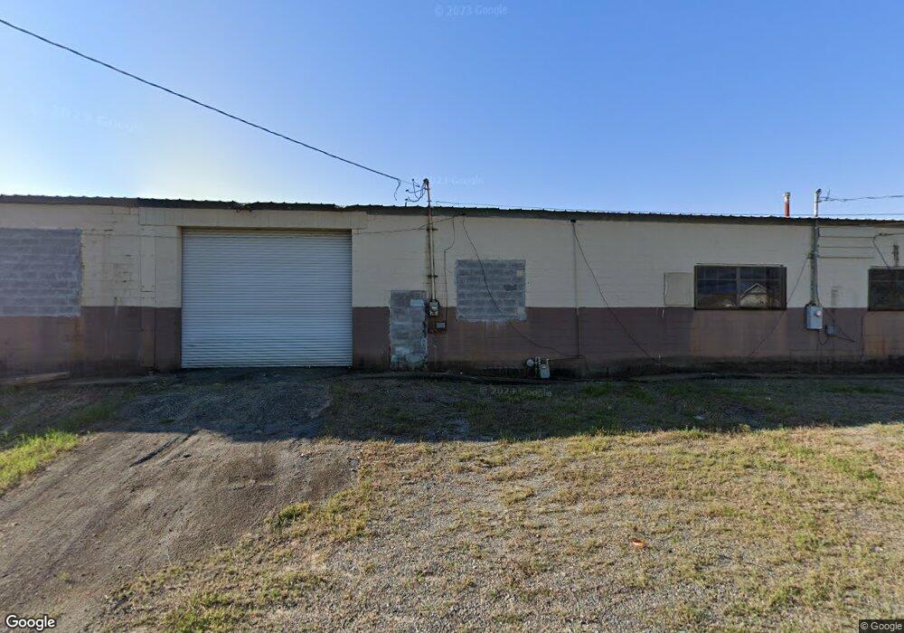 205 N Grant St, Fitzgerald, GA 31750 - photo 1