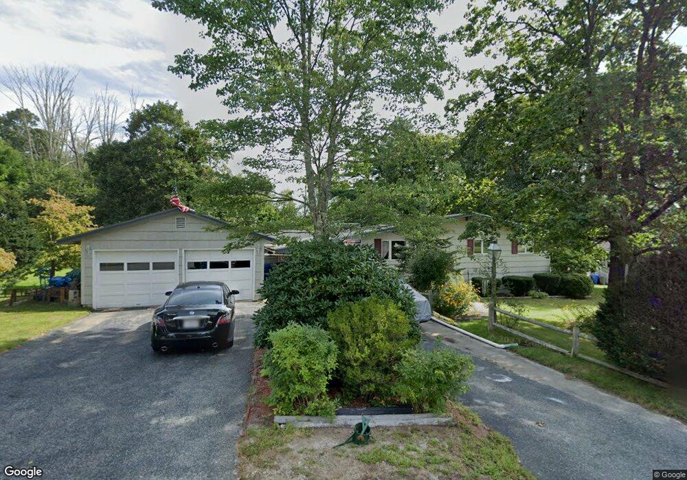 17 Marked Tree Rd, Holliston, MA 01746 - photo 1