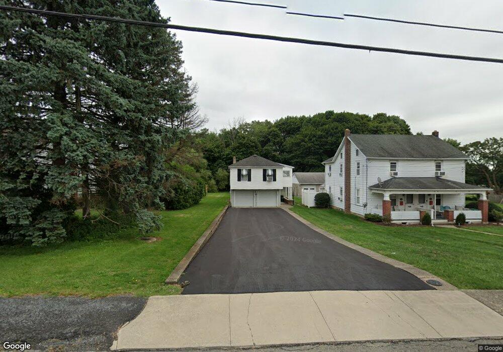 48 E Main St, Pen Argyl, PA 18072 - photo 1