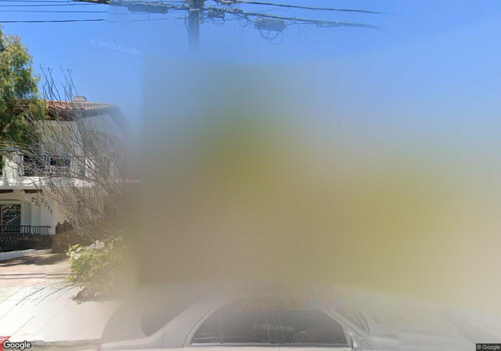 2213 Carnegie Ln unit C, Redondo Beach, CA 90278 - photo 1