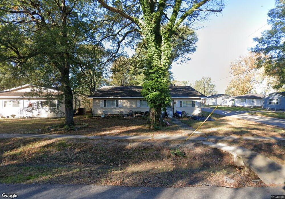 1102 S Columbus St, Stuttgart, AR 72160 - photo 1