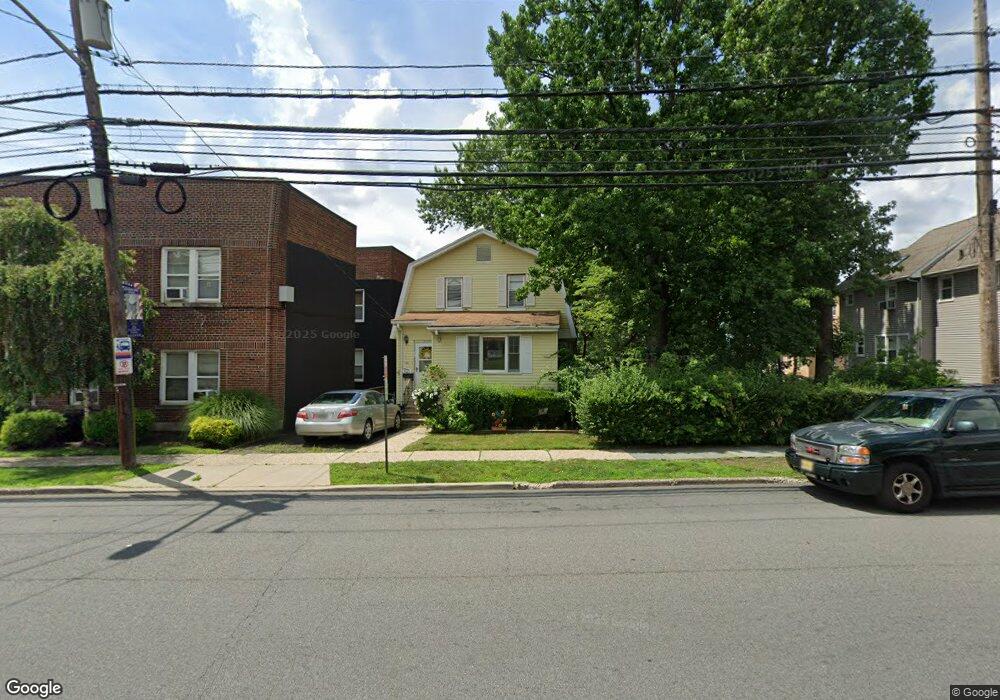 113 Ridge Rd, Lyndhurst, NJ 07071 - photo 1