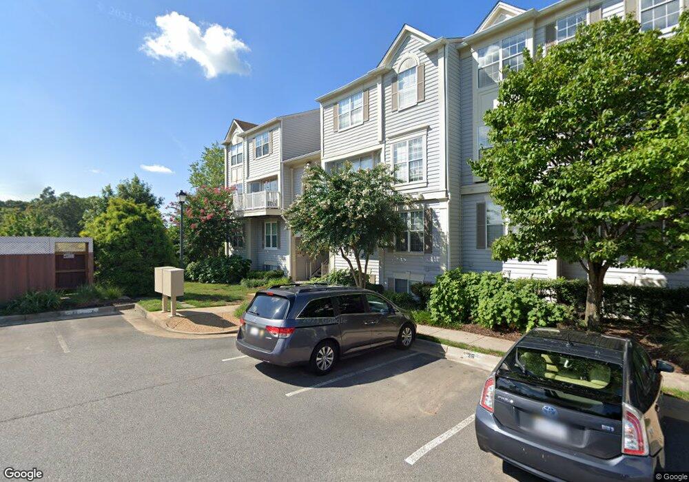 9300 Cardinal Forest Ln unit C, Lorton, VA 22079 - photo 1