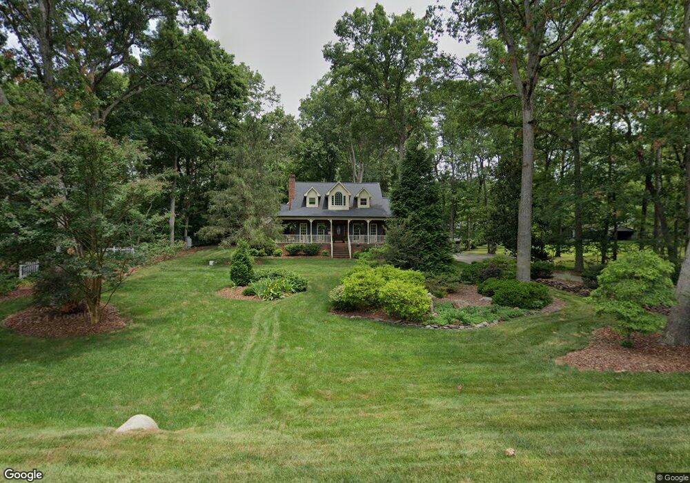 327 Walnut Dr, Asheboro, NC 27205 - photo 1