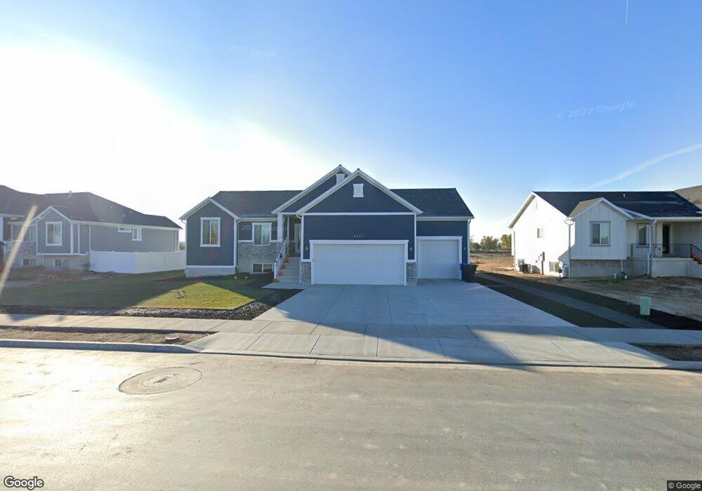 4847 W 50 S, Clearfield, UT 84015 - photo 1