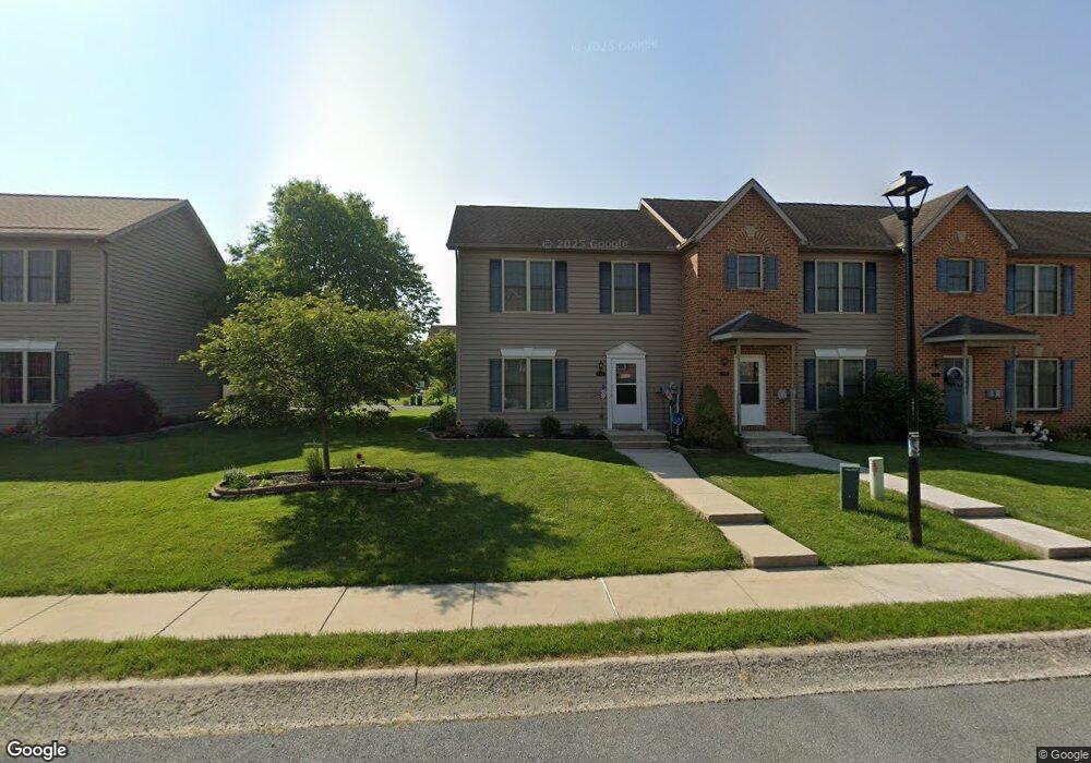 1968 Ashley Dr, Chambersburg, PA 17201 - photo 1