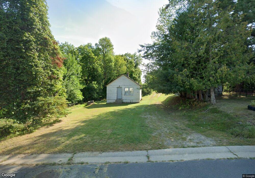 310 SW 8th Ave, Grand Rapids, MN 55744 - photo 1