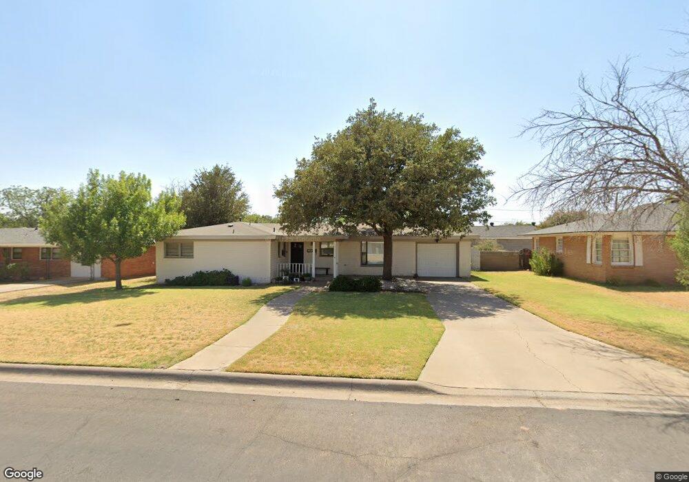 1907 Oaklawn Dr, Midland, TX 79705 - photo 1