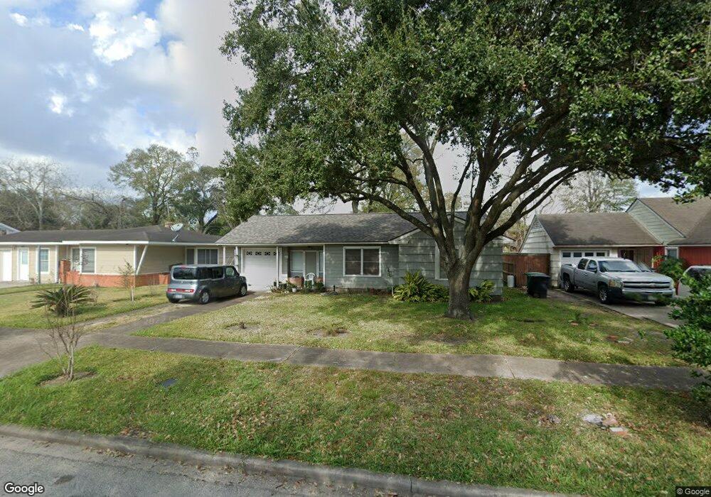 7733 Buena Vista St, Houston, TX 77087 - photo 1