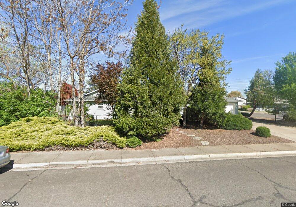 731 Maple St, Central Point, OR 97502 - photo 1