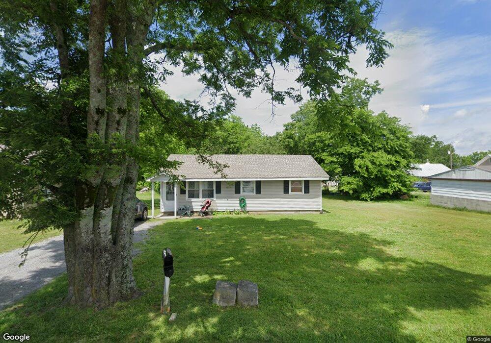 466 Evans St, Shelbyville, TN 37160 - photo 1