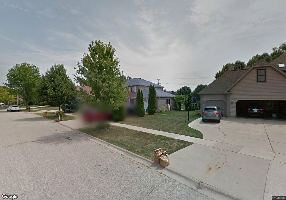 2081 Carlisle St, Algonquin, IL 60102 - photo 1