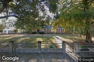 821 Riverside Dr, Marks, MS 38646