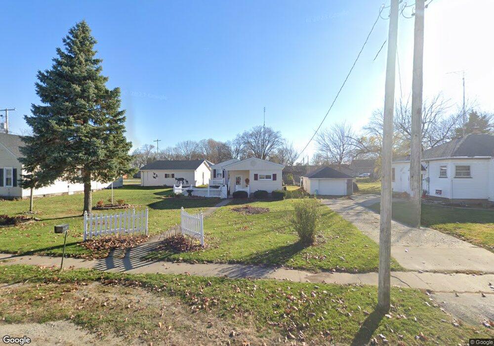 213 E 1st St, Cedar Point, IL 61316 - photo 1