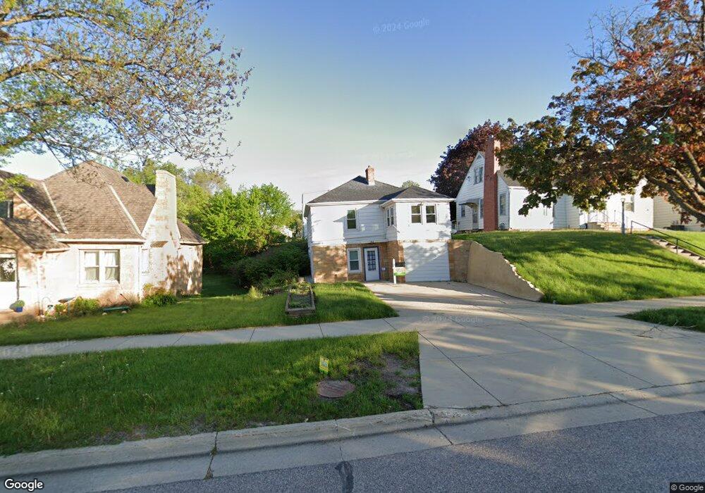 914 N Broad St, Mankato, MN 56001 - photo 1