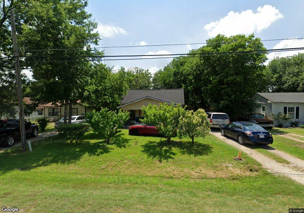 903 SW Main St, Ennis, TX 75119 - photo 1