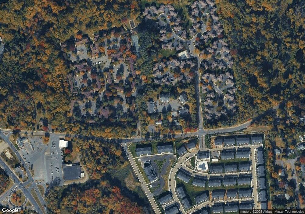 5 Colonial Square unit 3B, Middletown, NJ 07748 - photo 1