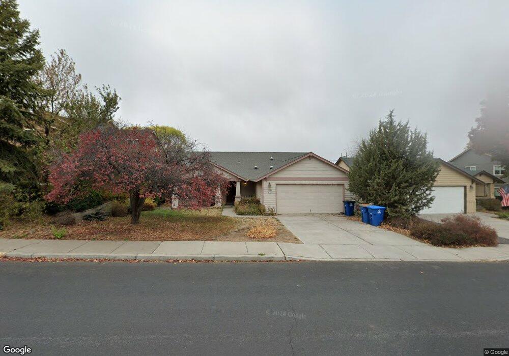 1939 SW 38th St, Redmond, OR 97756 - photo 1