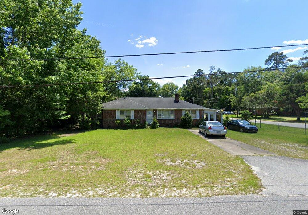 1402 Malvern Hill Dr, Camden, SC 29020 - photo 1