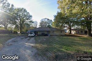 615 Pine St, Oak Grove, LA 71263