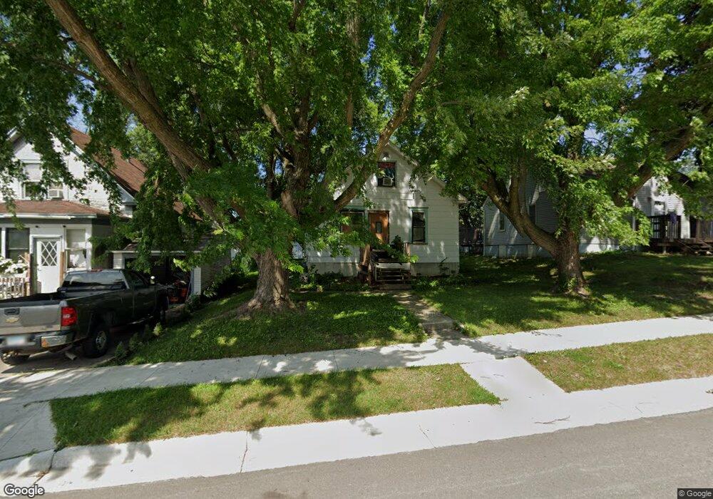 813 Freeborn Ave, Albert Lea, MN 56007 - photo 1