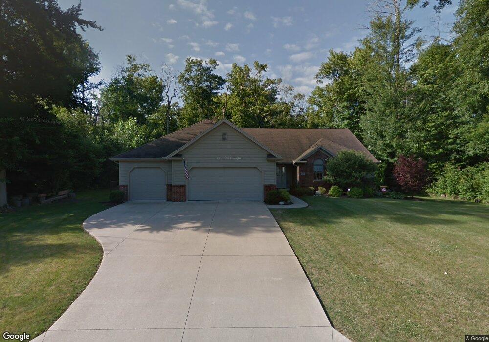 4869 Marciel Dr, Lima, OH 45807 - photo 1