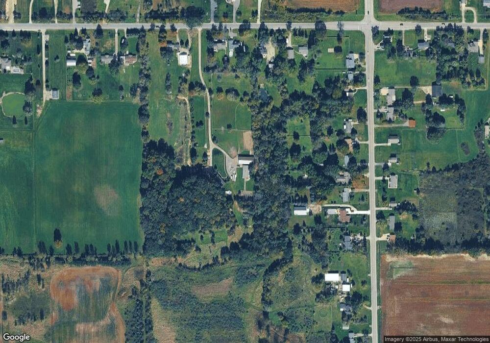 9097 Grand Blanc Rd, Gaines, MI 48436 - photo 1