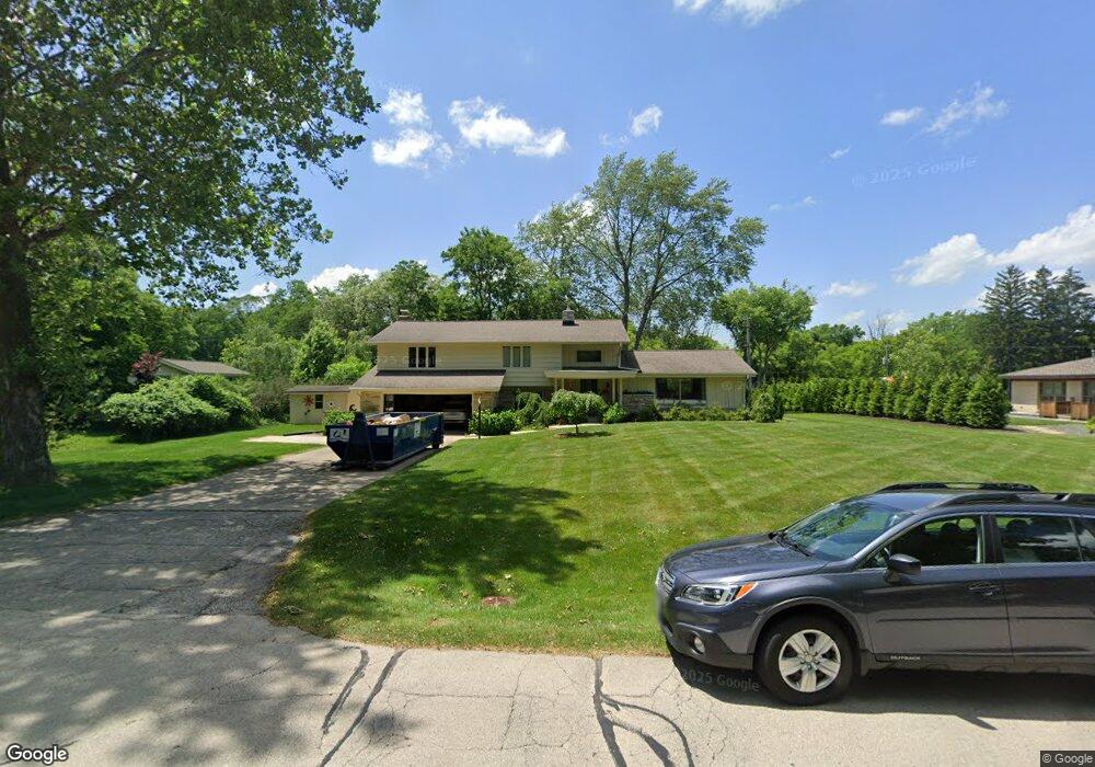 1895 Hollyhock Ln, Elm Grove, WI 53122 - photo 1