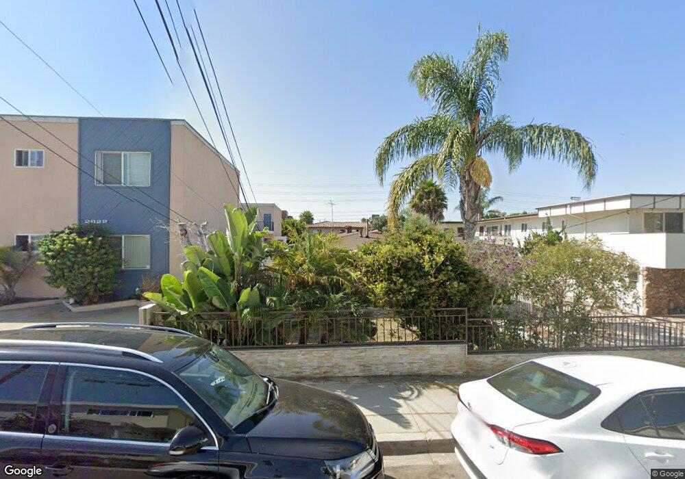 2620 Vanderbilt Ln, Redondo Beach, CA 90278 - photo 1