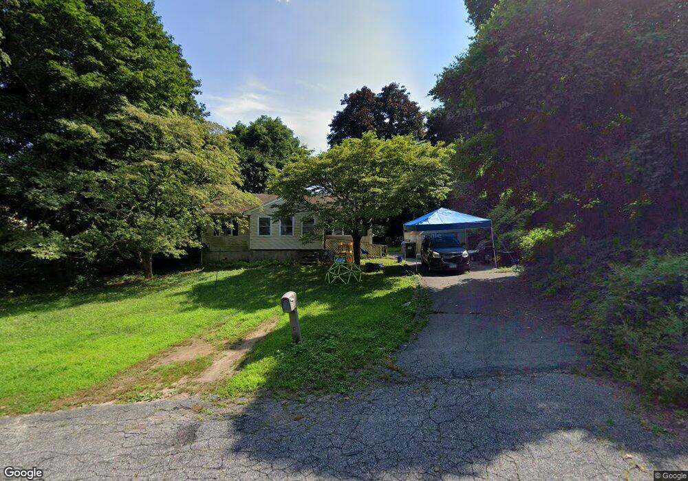 4 Baker St, Norwich, CT 06360 - photo 1