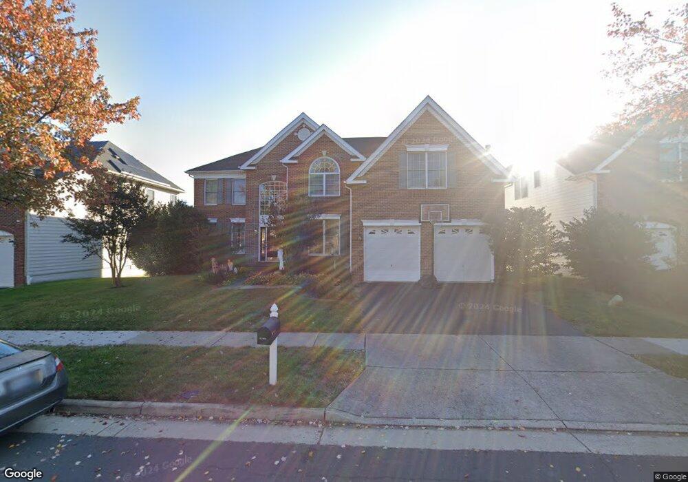 43169 Valiant Dr, Chantilly, VA 20152 - photo 1