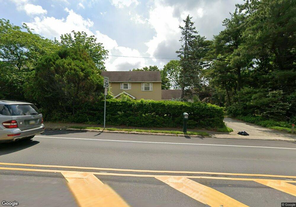 4010 Joshua Rd, Lafayette Hill, PA 19444 - photo 1