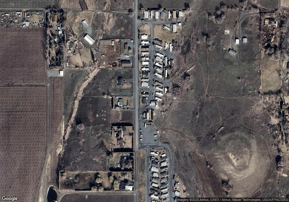 401 Schut Rd, Moxee, WA 98936 - photo 1