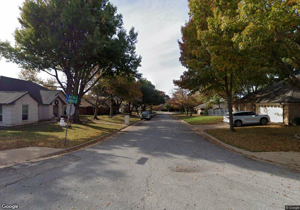 6439 Red Oak St, North Richland Hills, TX 76182 - photo 1