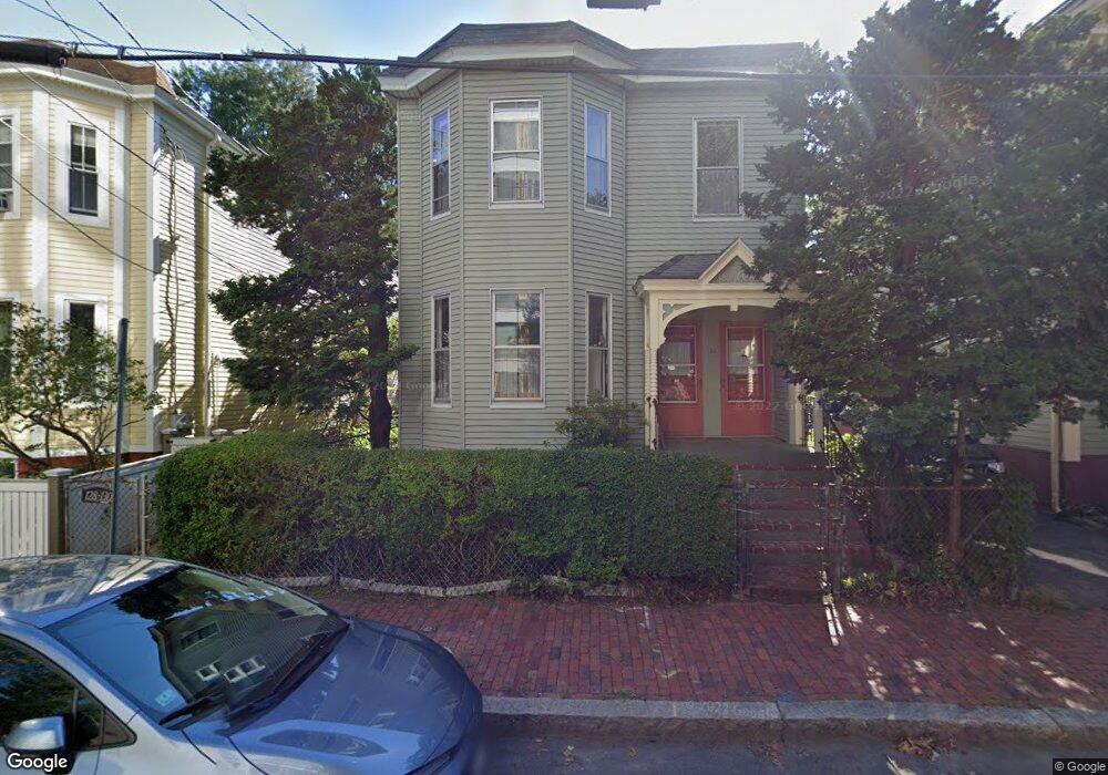 128 Hamilton St unit 128,128, Cambridge, MA 02139 - photo 1
