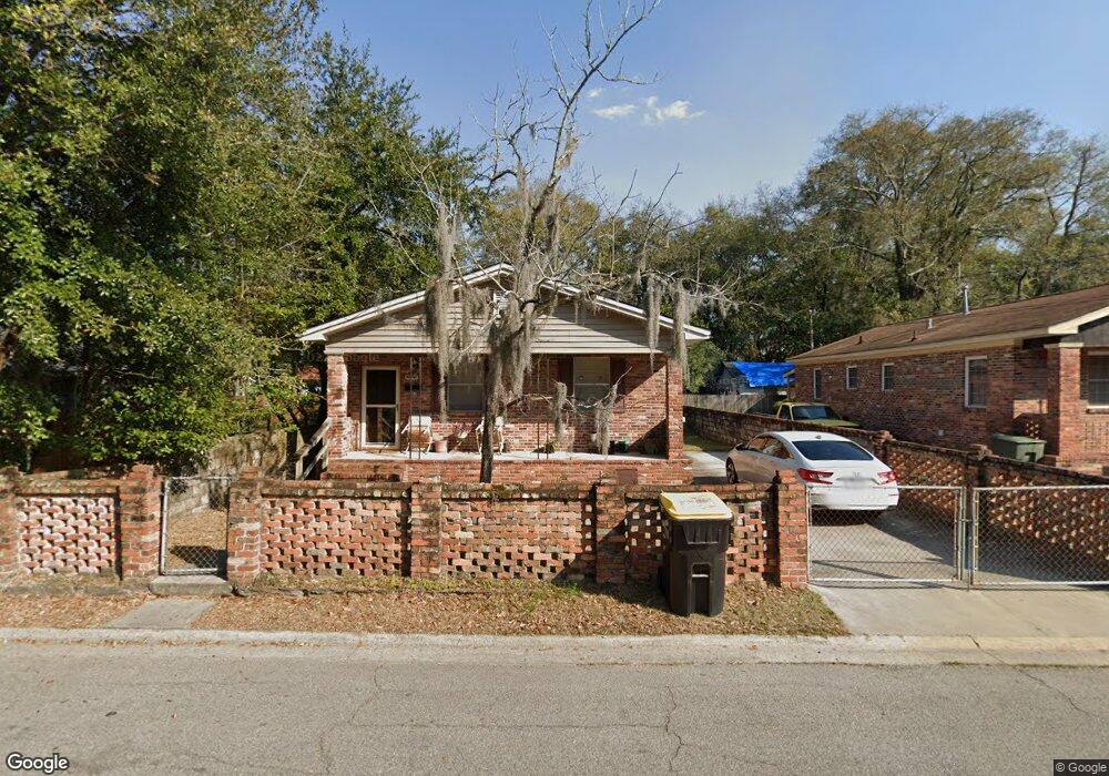 3906 Crane St, Savannah, GA 31405 - photo 1